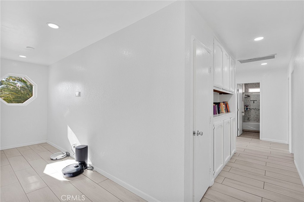 16081 Tude Road Apple Valley, CA 92307 - Photo 9 of 66