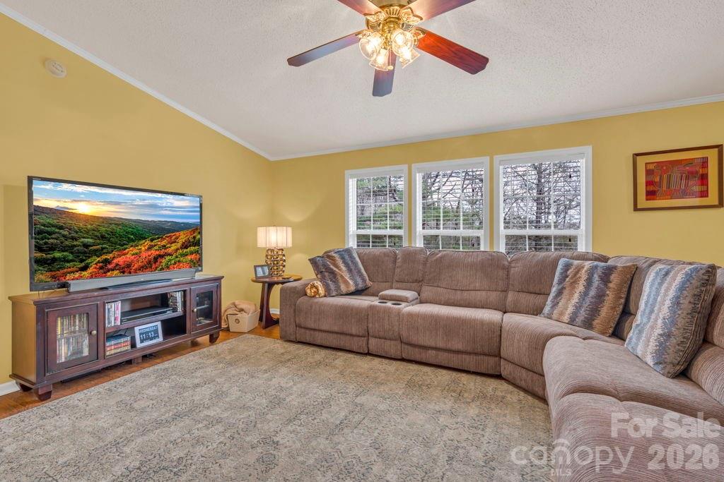 401 Lynn Gap Road Spruce Pine, NC 28777 - Photo 13 of 34