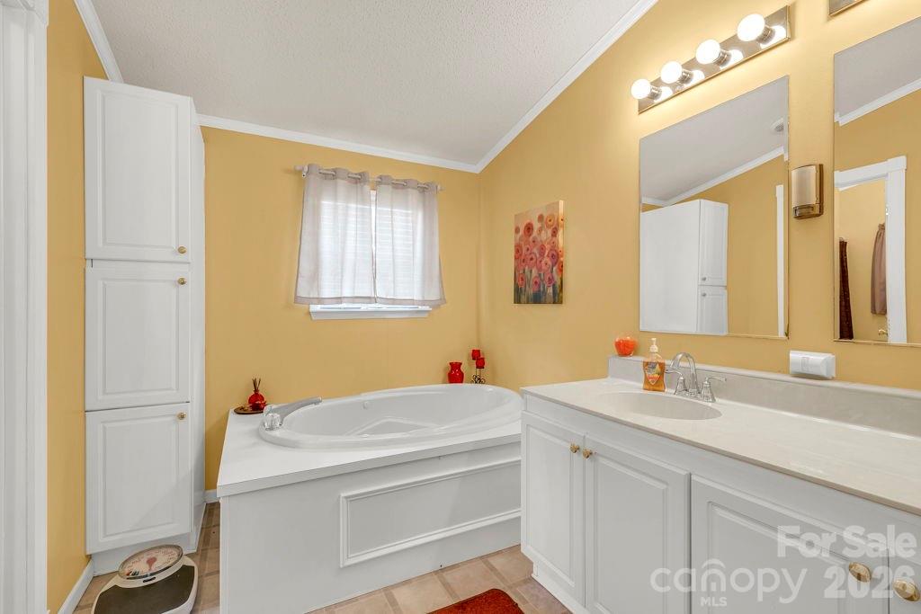 401 Lynn Gap Road Spruce Pine, NC 28777 - Photo 19 of 34