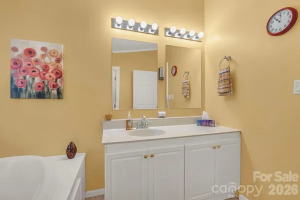 $325,000 | 401 Lynn Gap Road, Spruce Pine, NC 28777