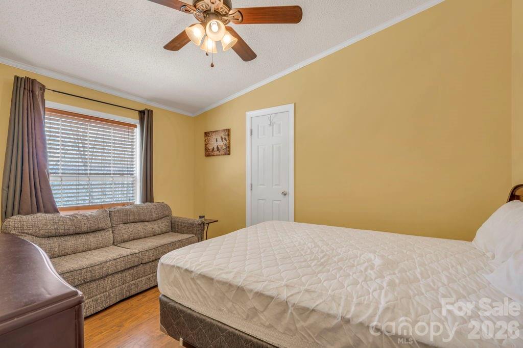 401 Lynn Gap Road Spruce Pine, NC 28777 - Photo 22 of 34