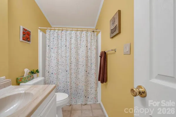 $325,000 | 401 Lynn Gap Road, Spruce Pine, NC 28777