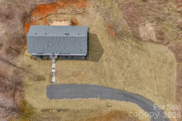 $325,000 | 401 Lynn Gap Road, Spruce Pine, NC 28777