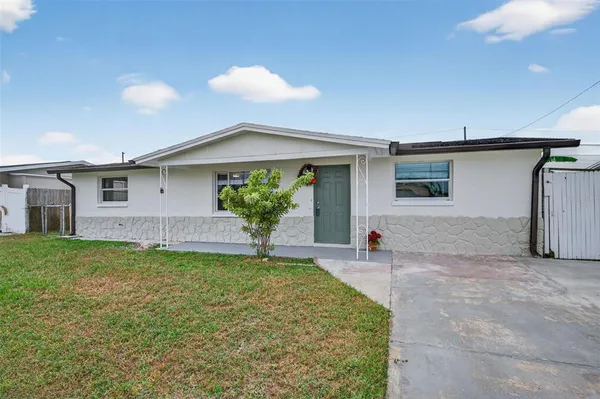 $1,675 | 3742 Elmwood Drive, Holiday, FL 34691