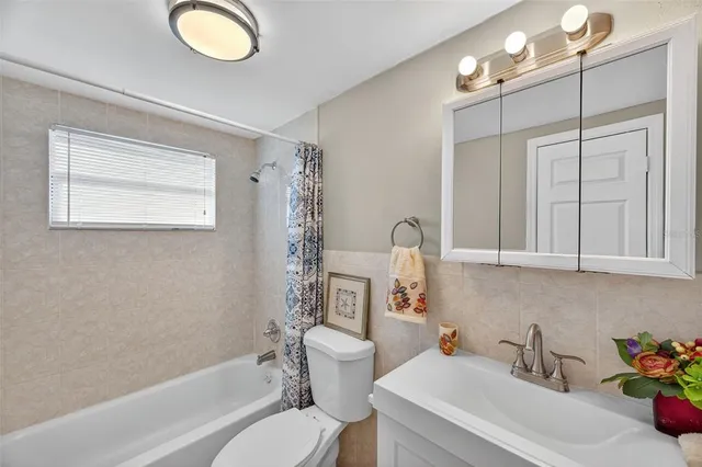 $1,700 | 3742 Elmwood Drive, Holiday, FL 34691