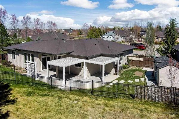 $599,900 | 3961 West Caragana Court, Meridian, ID 83646