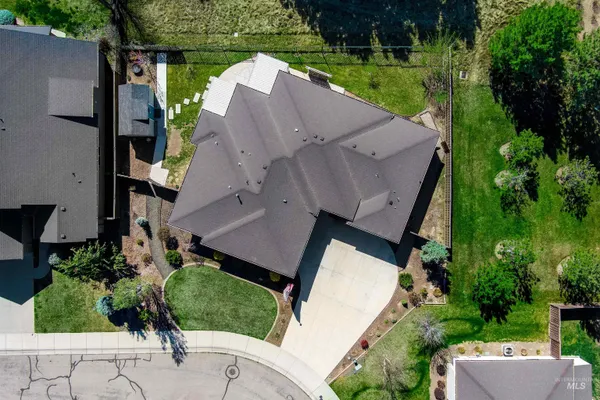 $599,900 | 3961 West Caragana Court, Meridian, ID 83646