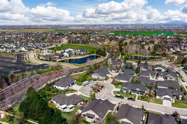 $599,900 | 3961 West Caragana Court, Meridian, ID 83646