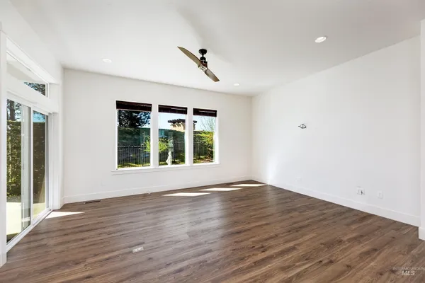 $599,900 | 3961 West Caragana Court, Meridian, ID 83646