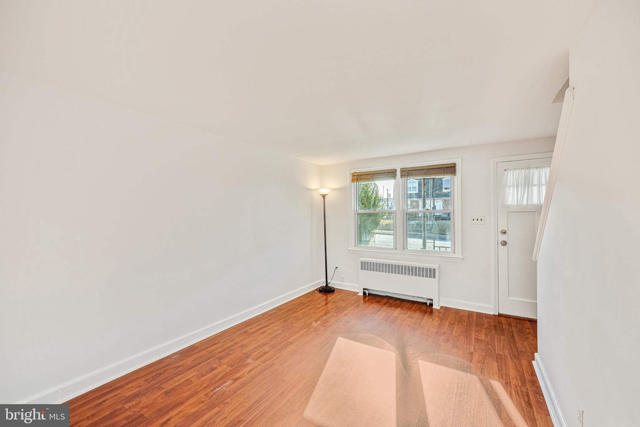 3630 Clarenell Road Baltimore, MD 21229 - Photo 13 of 41 Living Room