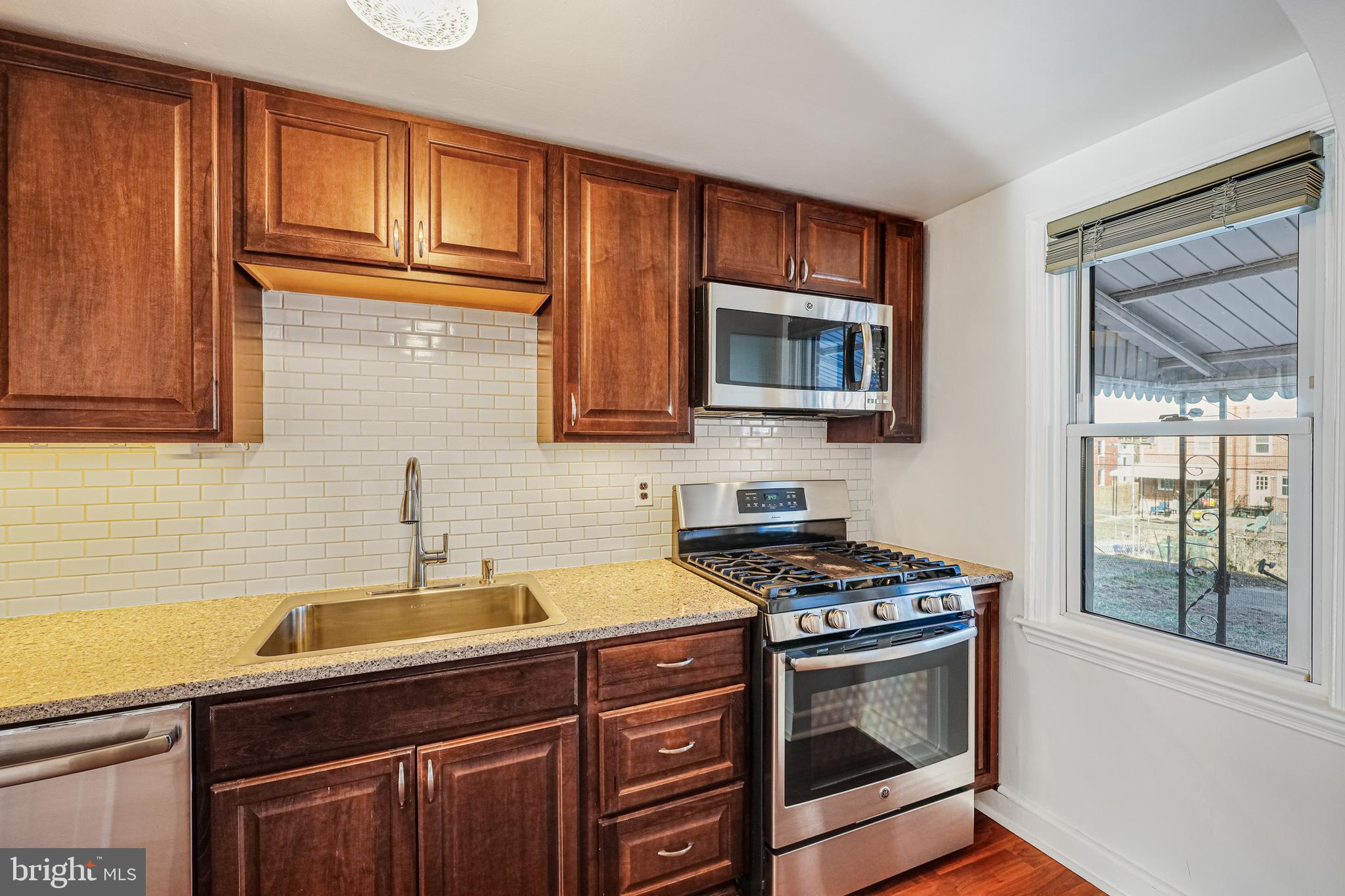 3630 Clarenell Road Baltimore, MD 21229 - Photo 19 of 41 Kitchen