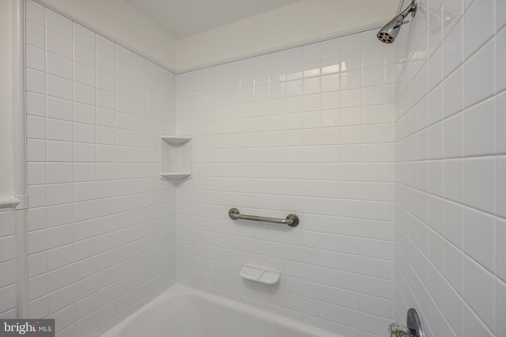 3630 Clarenell Road Baltimore, MD 21229 - Photo 29 of 41 Bath