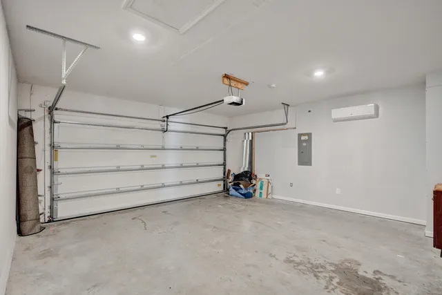 a view of a garage room