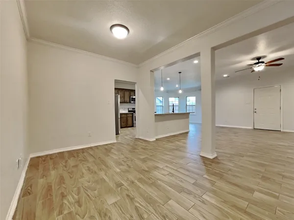 $2,124 | 3638 Lydia Street, Houston, TX 77021