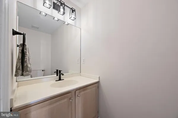 $655,000 | 418 Vanier Drive, Newark, DE 19711