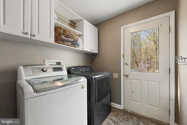 $655,000 | 418 Vanier Drive, Newark, DE 19711