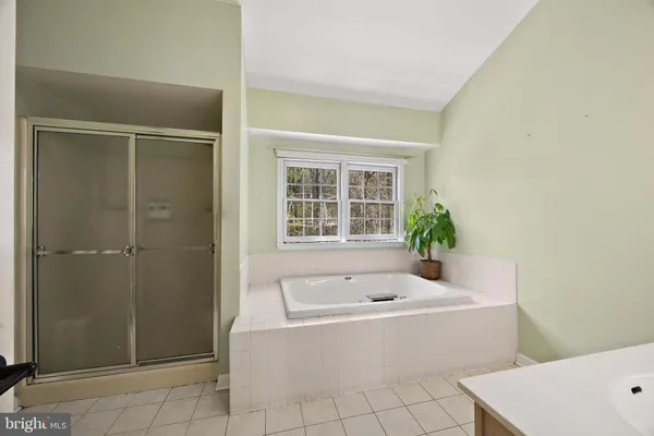 $655,000 | 418 Vanier Drive, Newark, DE 19711