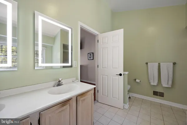 $655,000 | 418 Vanier Drive, Newark, DE 19711