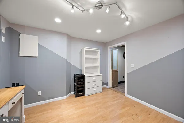 $655,000 | 418 Vanier Drive, Newark, DE 19711