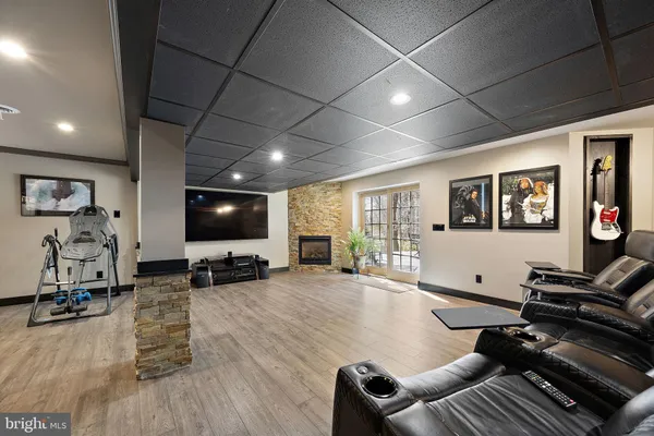 $655,000 | 418 Vanier Drive, Newark, DE 19711