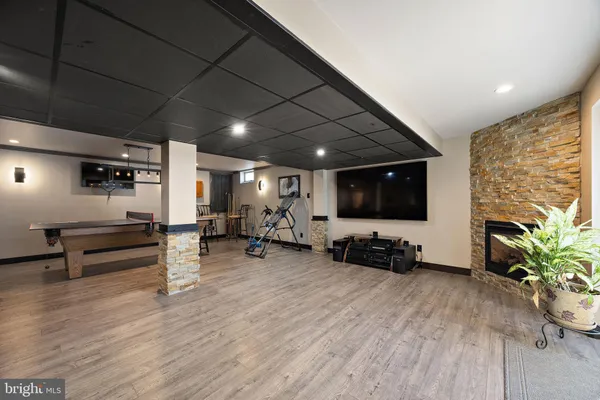 $655,000 | 418 Vanier Drive, Newark, DE 19711