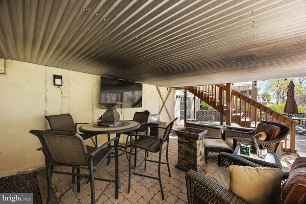 $655,000 | 418 Vanier Drive, Newark, DE 19711