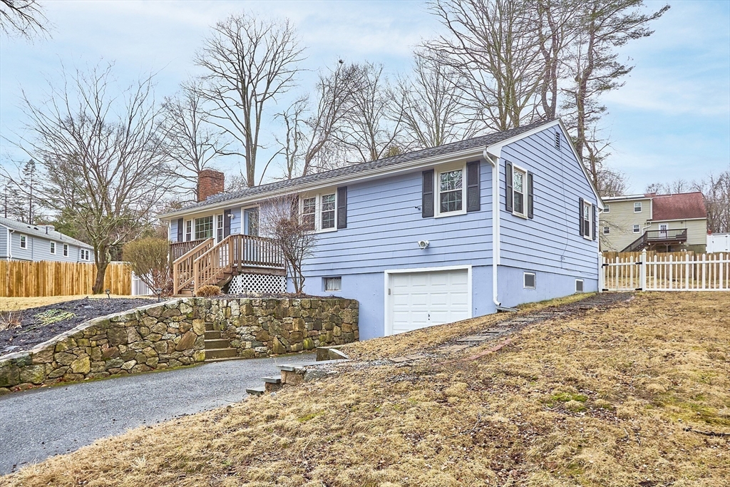 33 Eastview Road Hopkinton, MA 01748 - Photo 1 of 39 Gallery Image 1