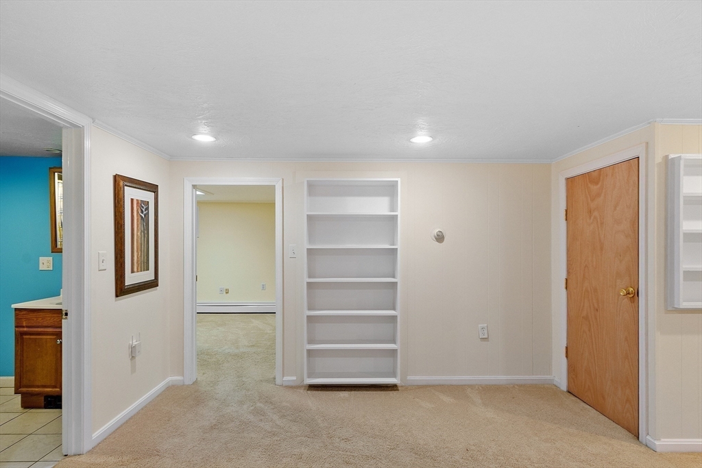 33 Eastview Road Hopkinton, MA 01748 - Photo 28 of 39 Gallery Image 28