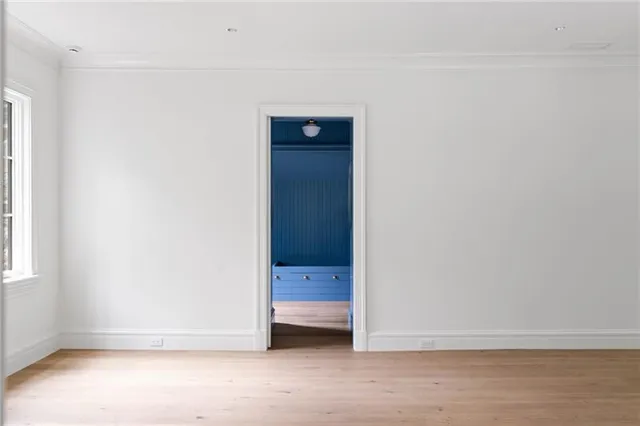 a view of a tennis court