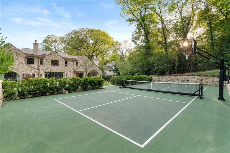 41 Blackland Road Northwest Atlanta, GA 30342 - Photo 93 of 106 a view of a tennis court