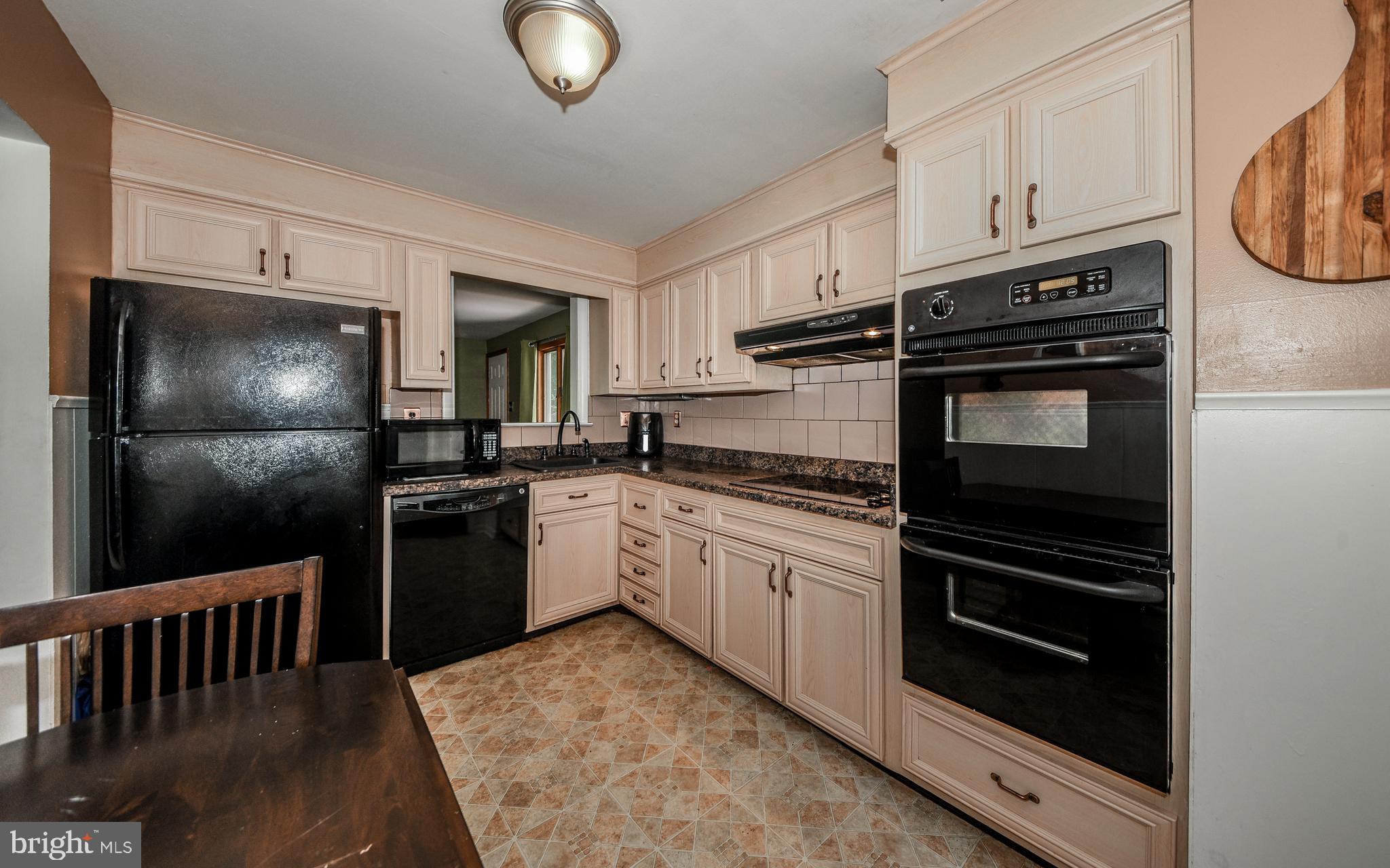 1827 Twining Road Willow Grove, PA 19090 - Photo 18 of 33 Gallery Image 18