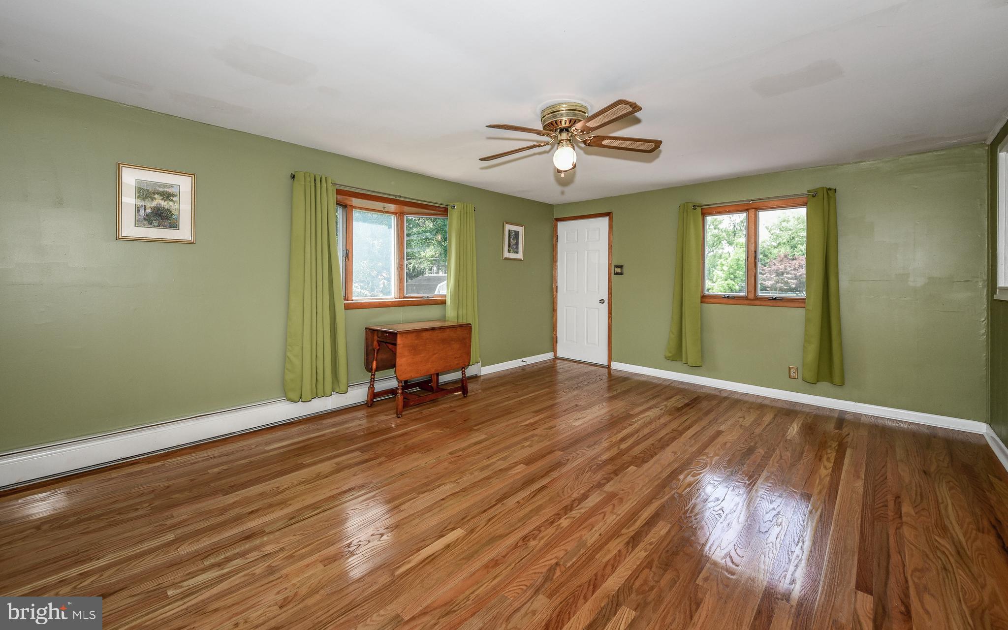 1827 Twining Road Willow Grove, PA 19090 - Photo 20 of 33 Family Room With Access to Patio