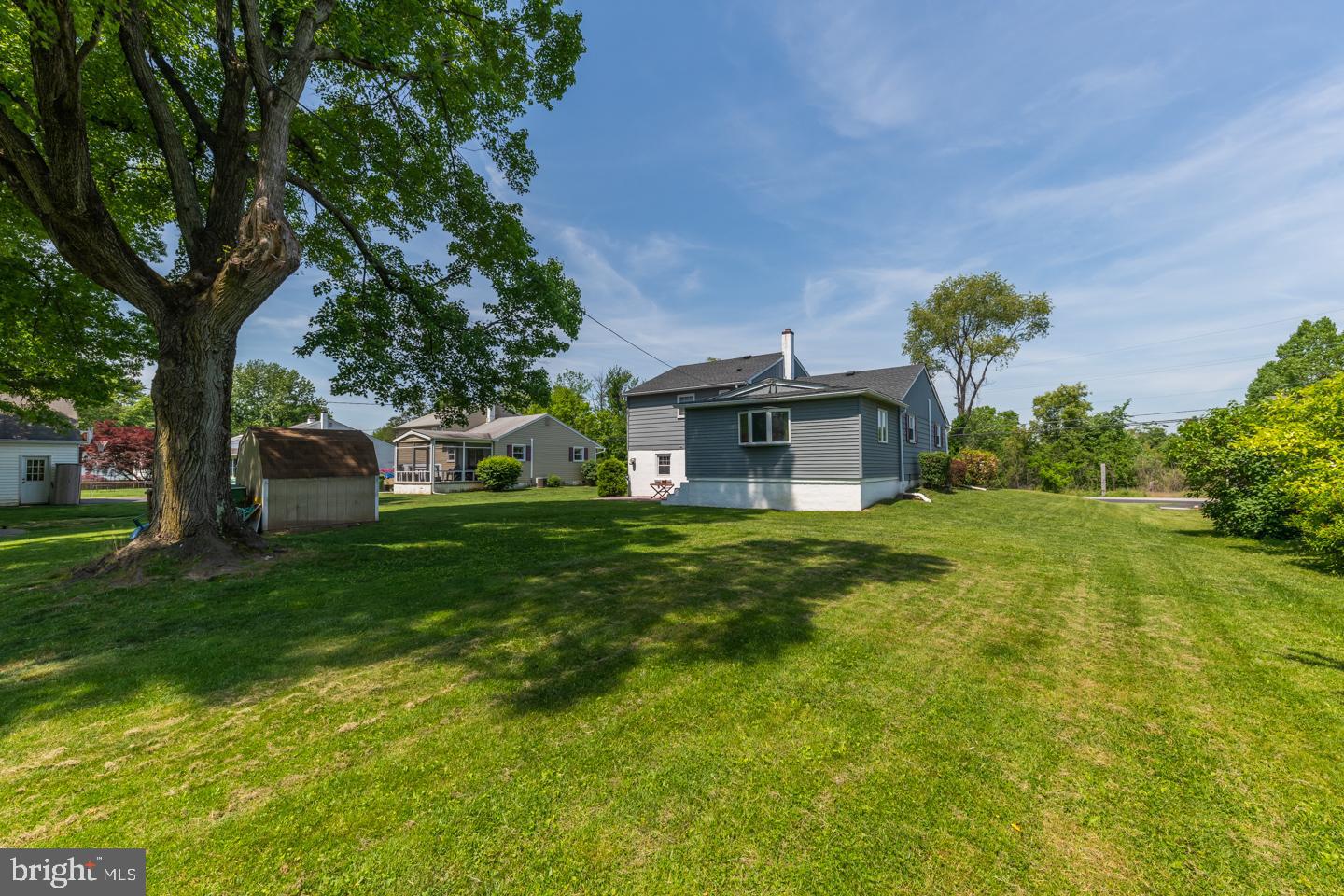 1827 Twining Road Willow Grove, PA 19090 - Photo 7 of 33 Nice Size Lot Great For Entertaining