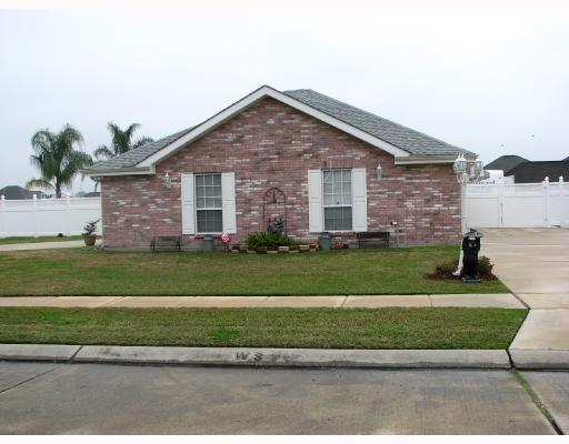 51 Ridgewood Drive Laplace, LA 70068 - Photo 2 of 8 Gallery Image 2