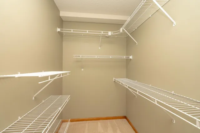 $479,900 | 910 West Deercreek Parkway, Belle Plaine, MN 56011