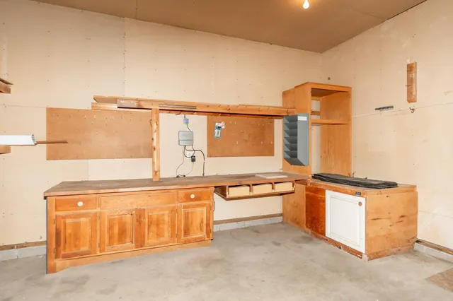 $479,900 | 910 West Deercreek Parkway, Belle Plaine, MN 56011