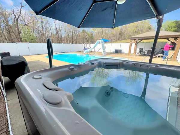 $1,070,000 | 3989 Cadiz Road, Bumpus Mills, TN 37028