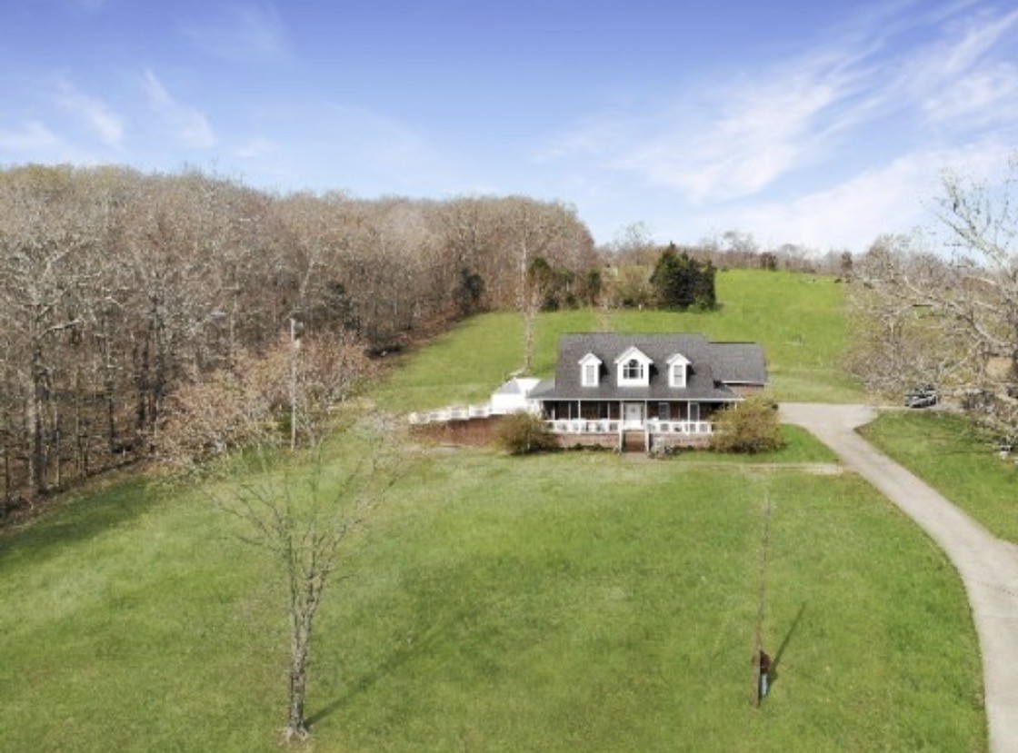 3989 Cadiz Road Bumpus Mills, TN 37028 - Photo 35 of 45