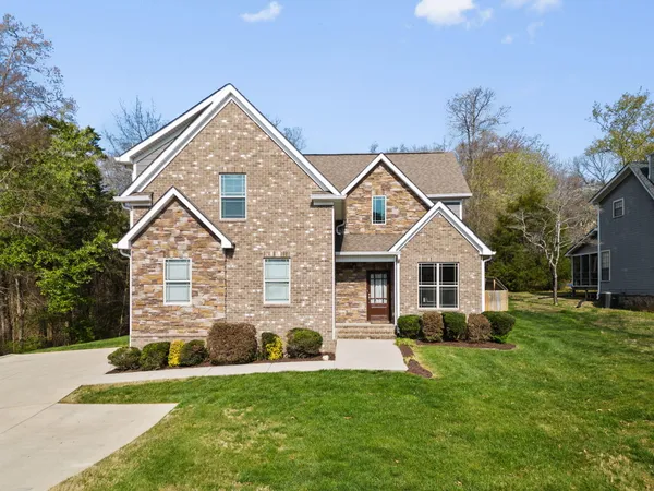 $649,900 | 8229 Pierpoint Drive, Harrison, TN 37341