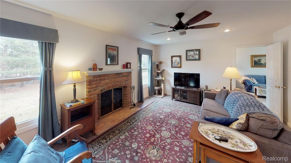 914 Aspen Drive Rochester, MI 48307 - Photo 51 of 54 914-Aspen-Drive-Rochester-Living-Room(1).jpg