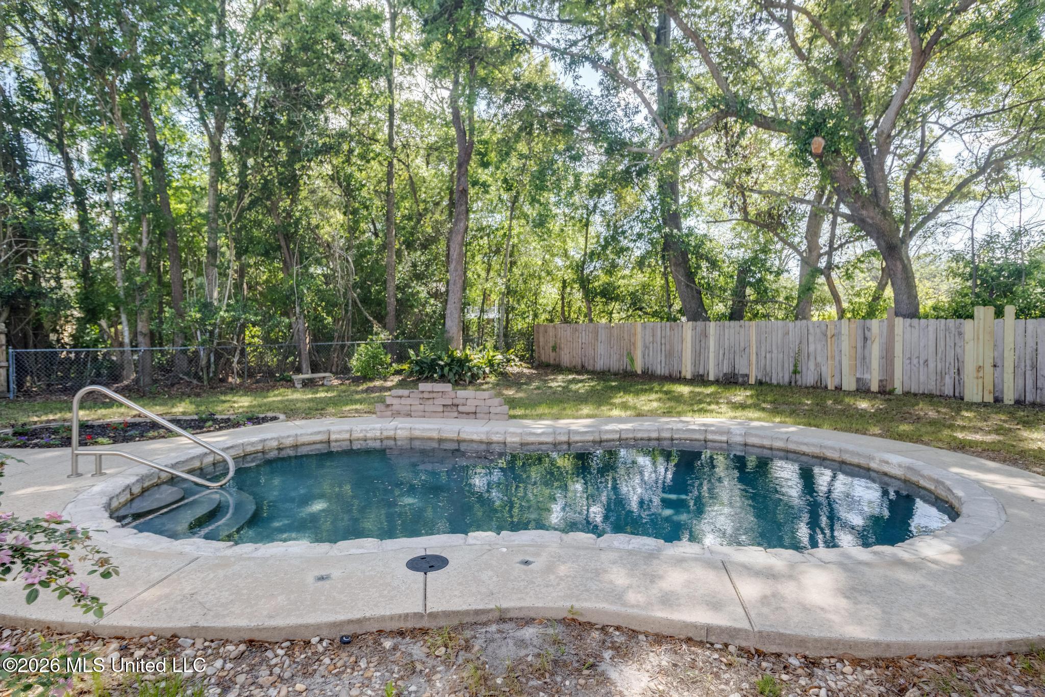 20075 Pineville Road Long Beach, MS 39560 - Photo 2 of 18 IMG_0875