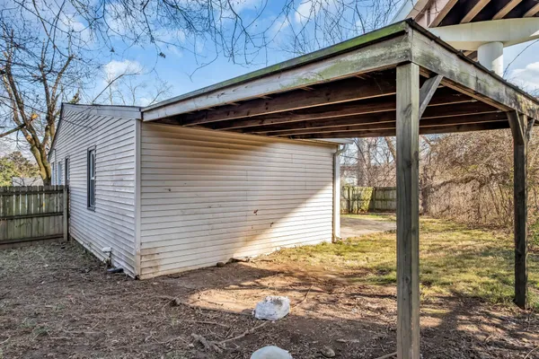 $2,100 | 515 Hemstead Street, Nashville, TN 37209