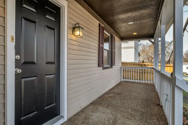 $2,100 | 515 Hemstead Street, Nashville, TN 37209