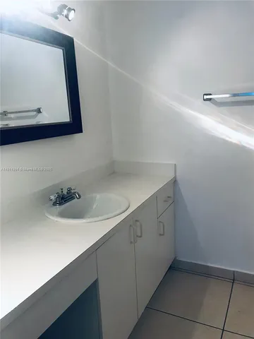 $249,000 | 17600 Northwest 68th Avenue, Unit B3006, Hialeah, FL 33015