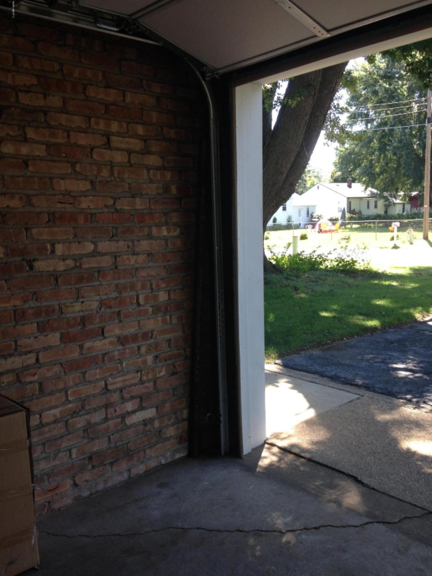 375 Montezuma Road Benton Harbor, MI 49022 - Photo 6 of 33 IMG_2321