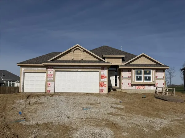 $489,950 | 15600 Sheridan Court, Basehor, KS 66007