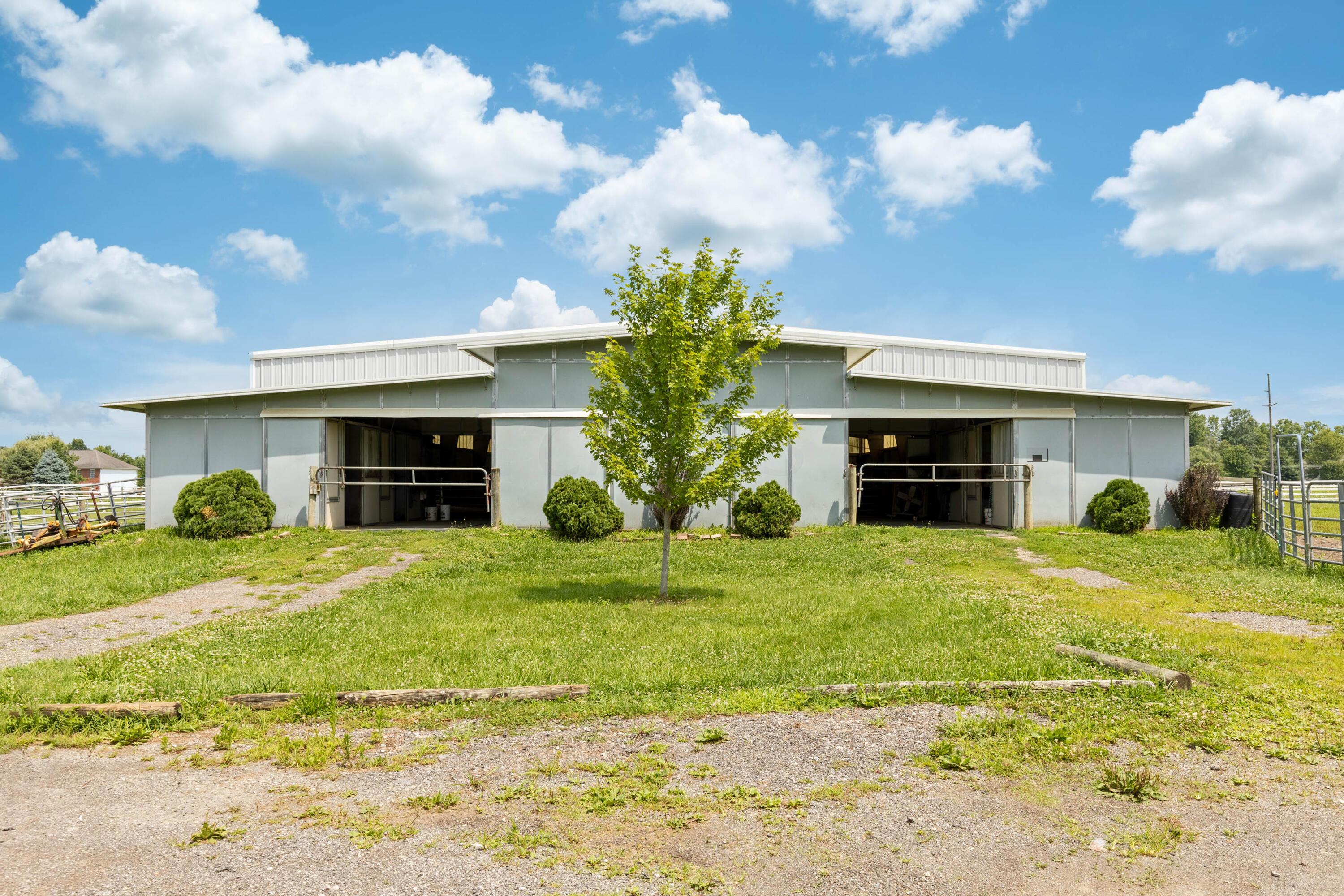 1675 Braumiller Road Delaware, OH 43015 - Photo 41 of 71 41. Barn #2 Exterior