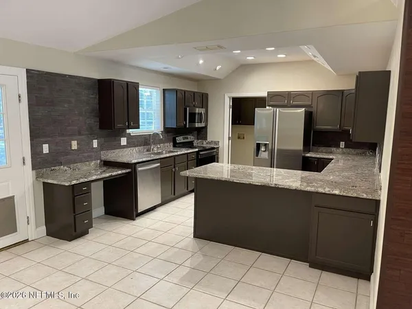 $2,450 | 9050 Northwest 131st Place, Chiefland, FL 32626