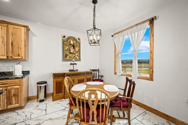 $757,500 | 86 Nuthatch Lane, Moyie Springs, ID 83845