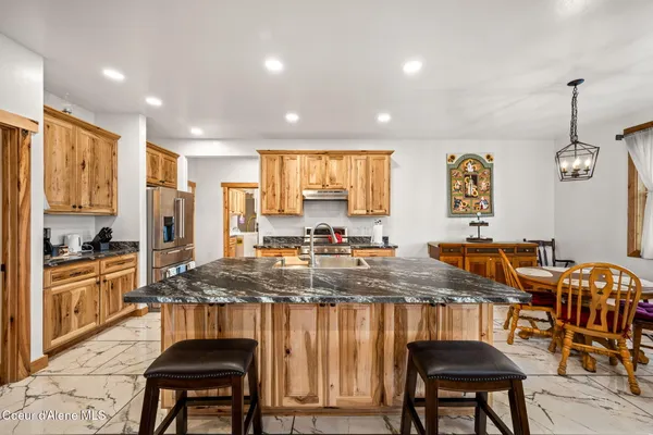$757,500 | 86 Nuthatch Lane, Moyie Springs, ID 83845